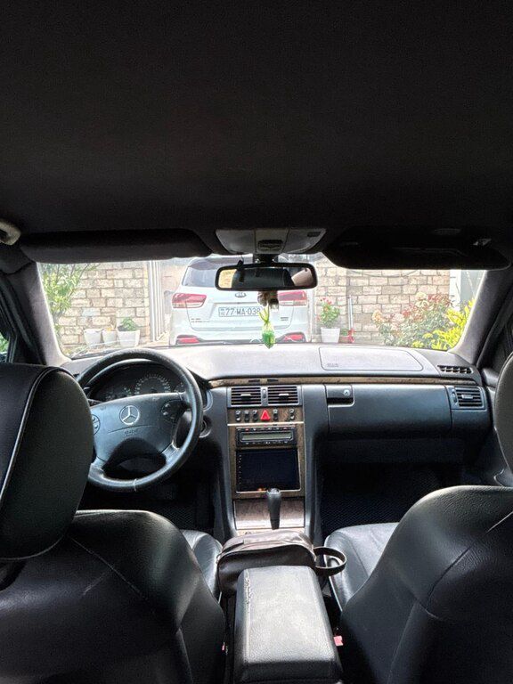 Mercedes E 270, 2.7 L, 2001 il, 570 000 km — Avtomobillər, Bakı (6)