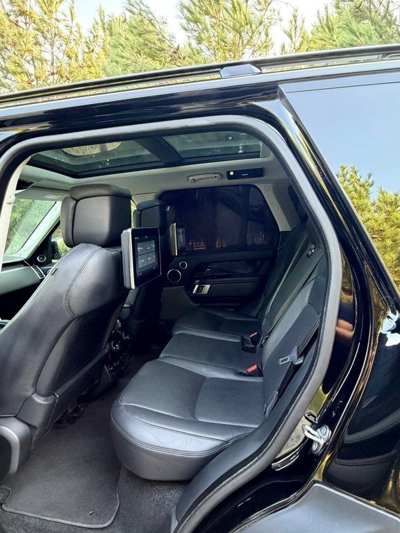 Land Rover Range Rover, 3.0 L, 2018 il, 126 700 km — Avtomobillər, Bakı (10)