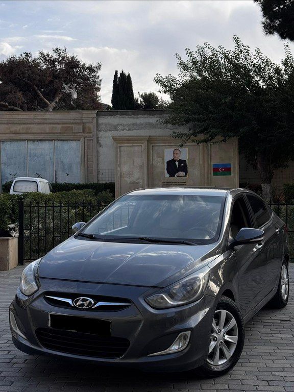 Hyundai Accent, 1.6 L, 2011 il, 215 000 km — Avtomobillər, Xırdalan