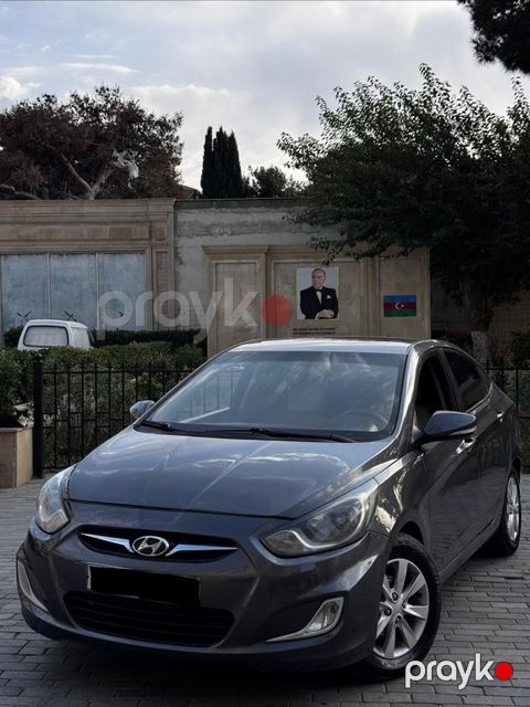 Hyundai Accent, 1.6 L, 2011 il, 215 000 km