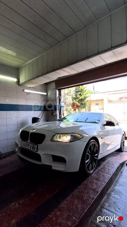BMW 528, 2.0 L, 2012 il, 143 000 km