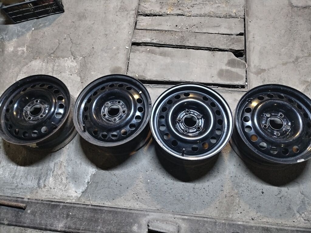 Məhsul: 4 ədəd polad disk komplekti Xüsusiyyətlər: - Ölçü: 15" - Bolt — Avto, Sumqayıt (3)