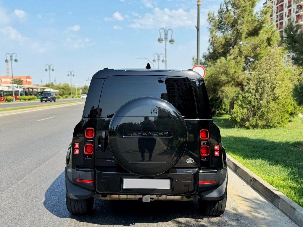 Land Rover Defender, 3.0 L, 2020 il, 105 000 km — Avtomobillər, Bakı (2)
