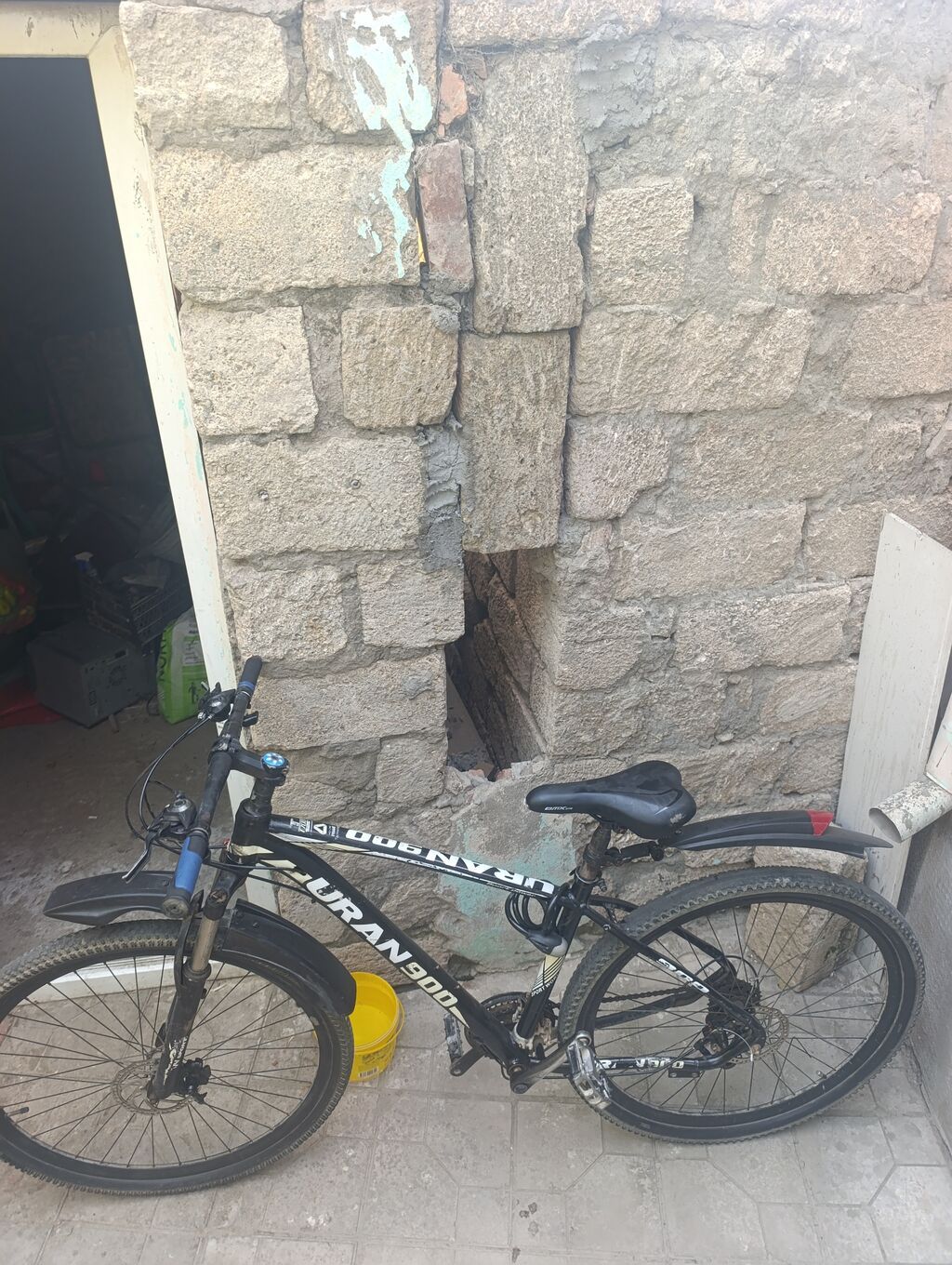 Uran 900 dağ velosipedi - Çərçivə: yüngül ərintidən, 26" təkər ölçüsü — Dağ velosipedləri, Digah (2)