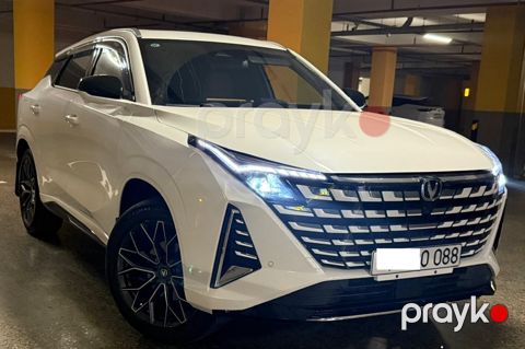 Changan Uni-Z, 1.5 L, 18.4 kWh, 2025 il, 17 800 km