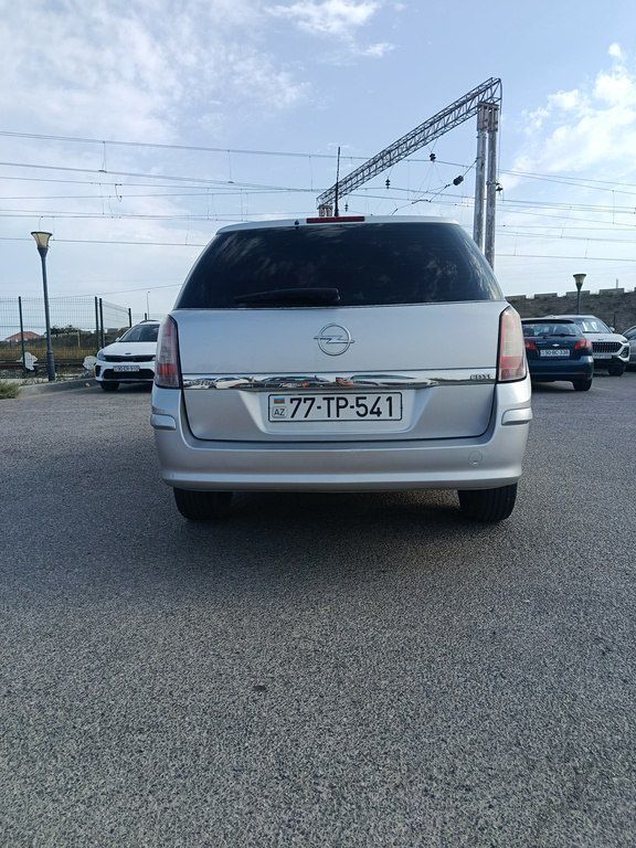 Opel Astra, 1.3 L, 2010 il, 258 444 km — Avtomobillər, Bakı (4)