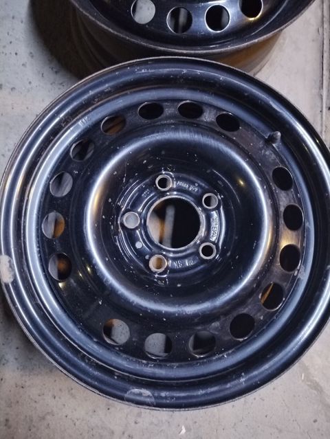 Məhsul: 4 ədəd polad disk komplekti Xüsusiyyətlər: - Ölçü: 15" - Bolt — Sumqayıt