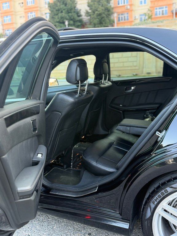 Mercedes E 250, 2.1 L, 2011 il, 350 000 km — Avtomobillər, Bakı (9)