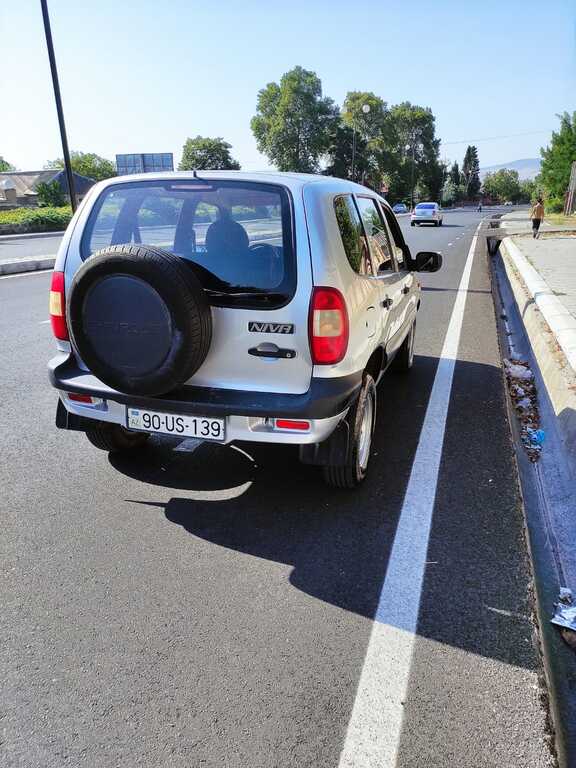 Chevrolet Niva, 1.7 L, 2006 il, 144 000 km — Avtomobillər, Şəki (6)