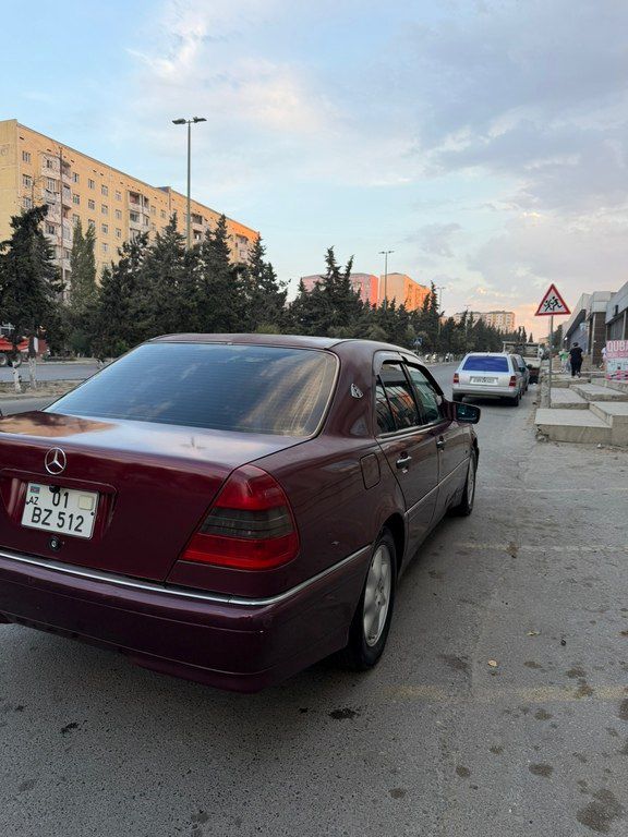 Mercedes C 200, 2.0 L, 1995 il, 280 000 km — Avtomobillər, Sumqayıt (6)