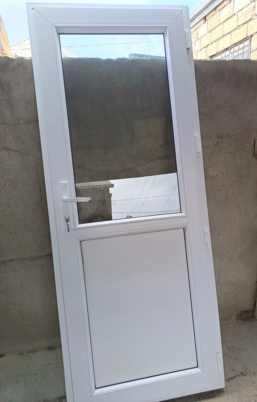 Yeni Plastik qapı 80x200 sm Zamok ilə, Ünvandan götürmə — Pəncərələr, qapılar, balkonlar, Mehdiabad