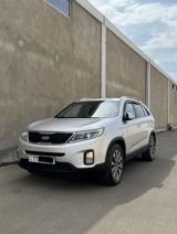 Kia Sorento: 2 l 2013 il Krossover — Avtomobil