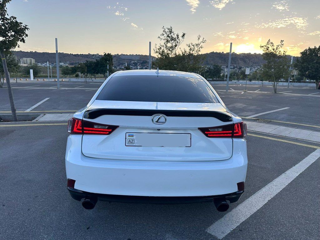Lexus IS 200t, 2.0 L, 2016 il, 148 000 km — Avtomobillər, Bakı (3)