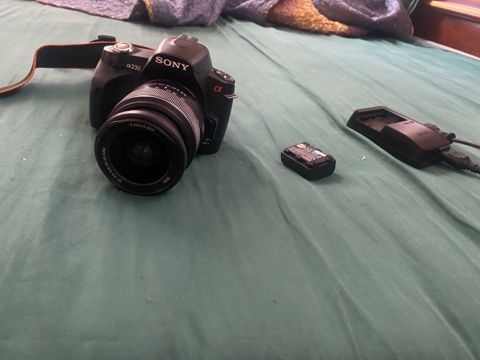 Fotoaparat Sony Alpha 230 — Bakı