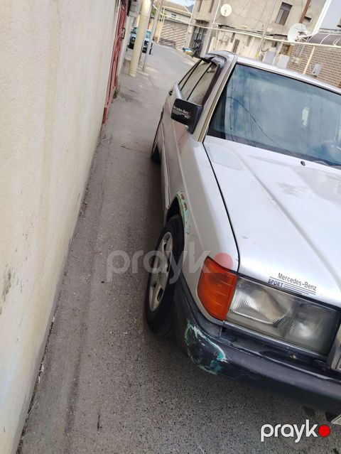 Mercedes-Benz 190 (W201): 2 l 1992 il Sedan