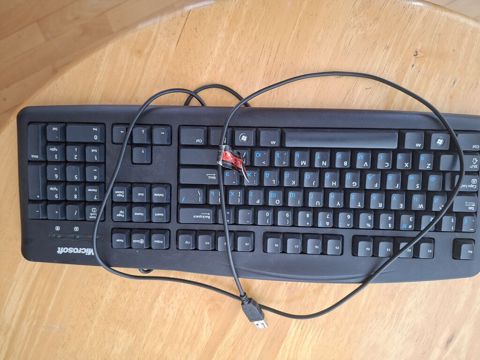 Məhsul: Microsoft simli klaviatura - Tam ölçülü layout: alfanumerik — Bakı
