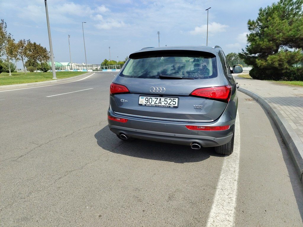 Audi Q5, 2.0 L, 2015 il, 250 000 km — Avtomobillər, Bakı (4)