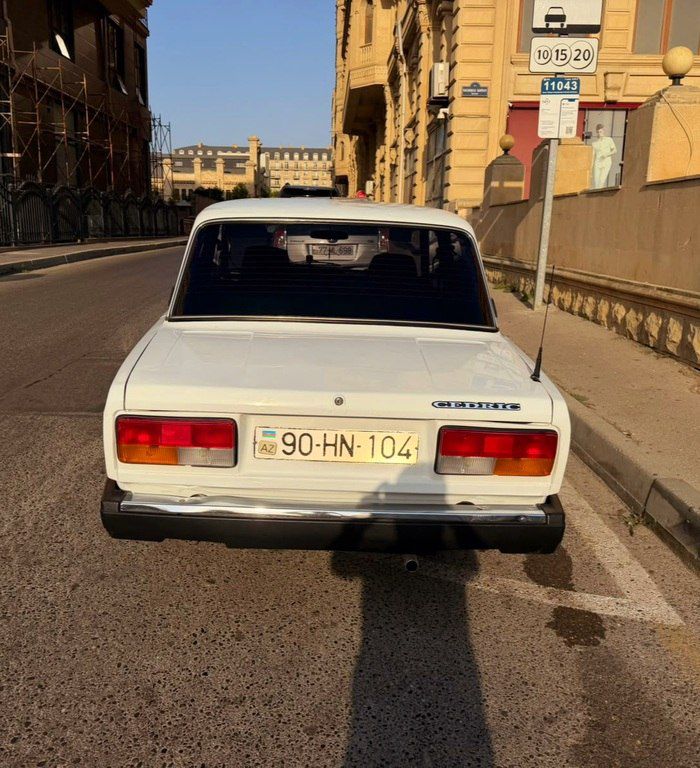 Lada (VAZ) 2107, 1.6 L, 2010 il, 410 000 km — Avtomobillər, Bakı (4)