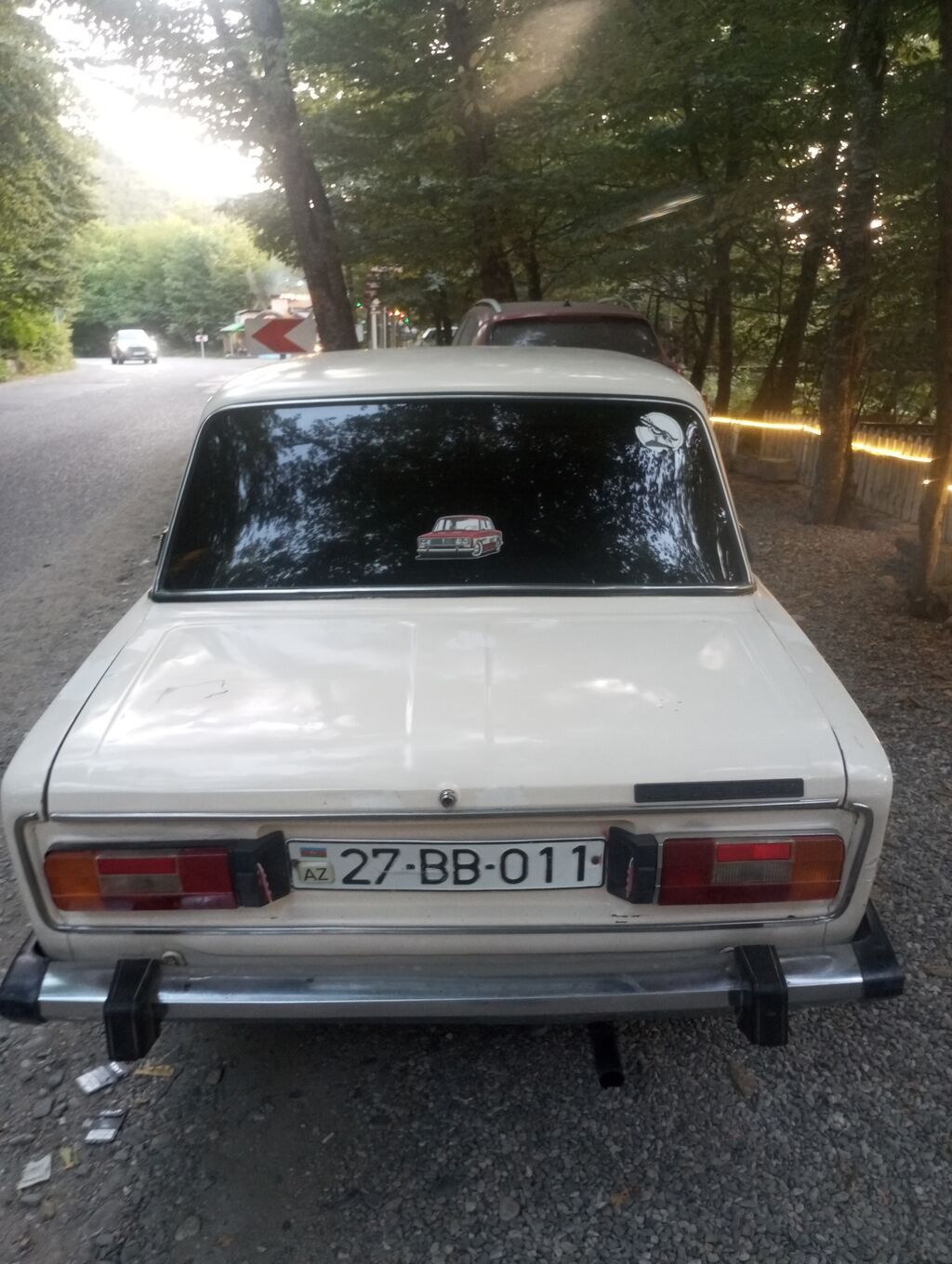 VAZ 2106 sedan – klassik model Xüsusiyyətlər: - Kuzov: 4 qapılı — Avto, Quba