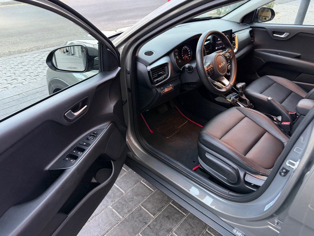 Kia Stonic, 1.4 L, 2022 il, 48 000 km — Avtomobillər, Bakı (11)