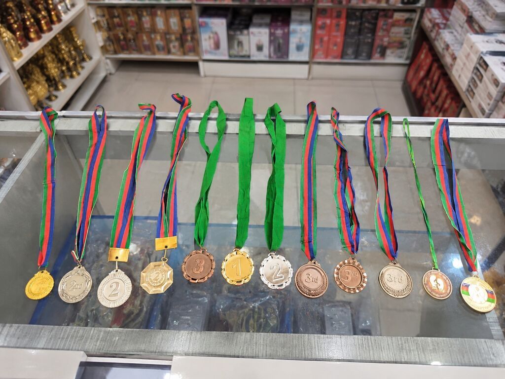 Medal Dəsti Satılır 1-ci yer 2-ci yer 3-cü yer medalları — İdman və istirahət, Masazır (4)
