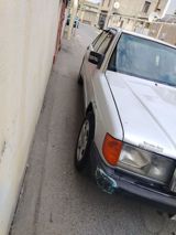 Mercedes-Benz 190 (W201): 2 l 1992 il Sedan — Avtomobil