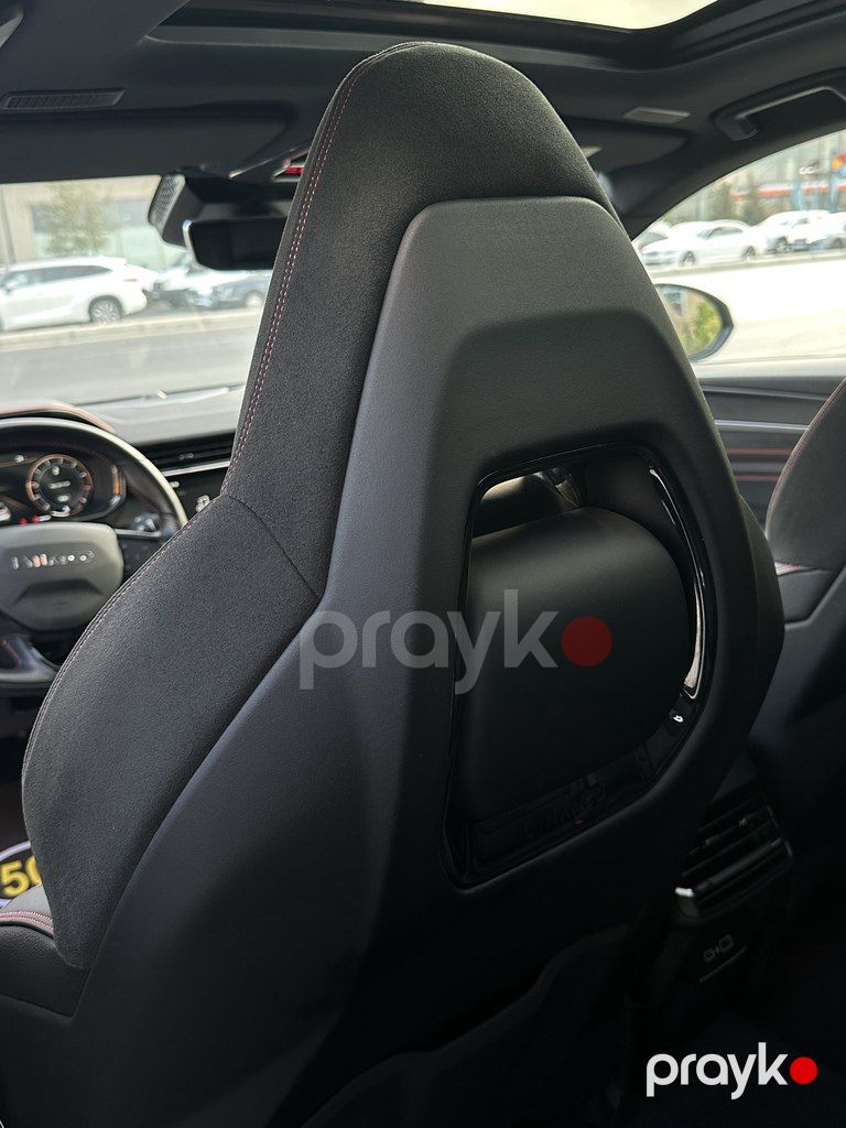 Lynk & Co 05, 2.0 L, 2024 il, 28 000 km — Avtomobillər, Bakı (9)