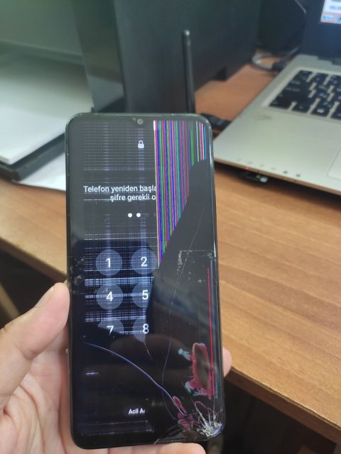 Oppo A18 Glowing Black 128GB/4GB — Sumqayıt