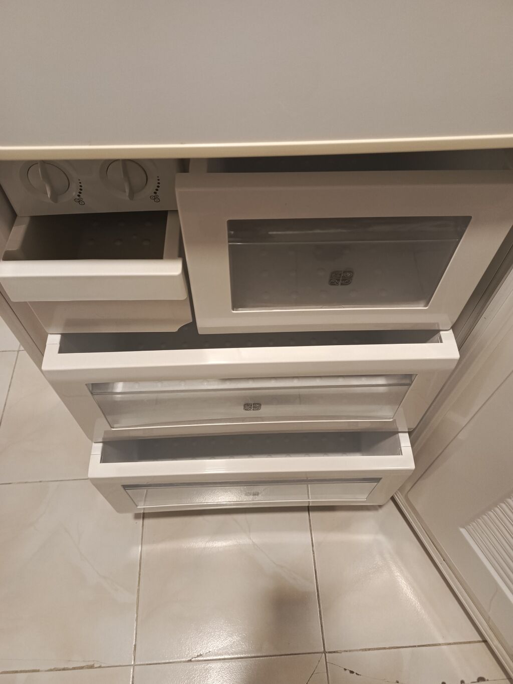 Samsung soyuducu, Classic Series (təxmini il: 2005) Ölçülər — Soyuducular, Bakı (4)