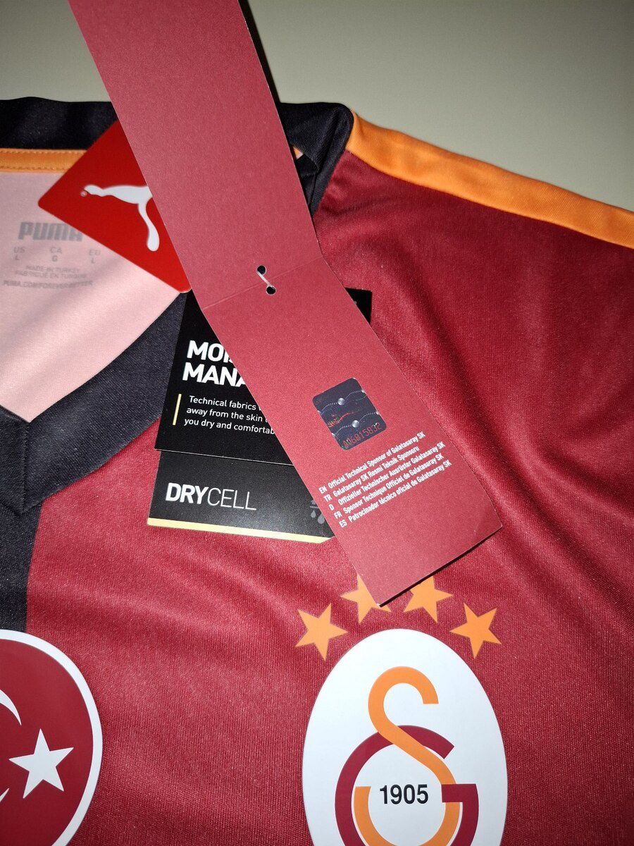 Etiketli və İmzalı Galatasaray Forması orijinal — Şəxsi əşyalar, Bakı (9)