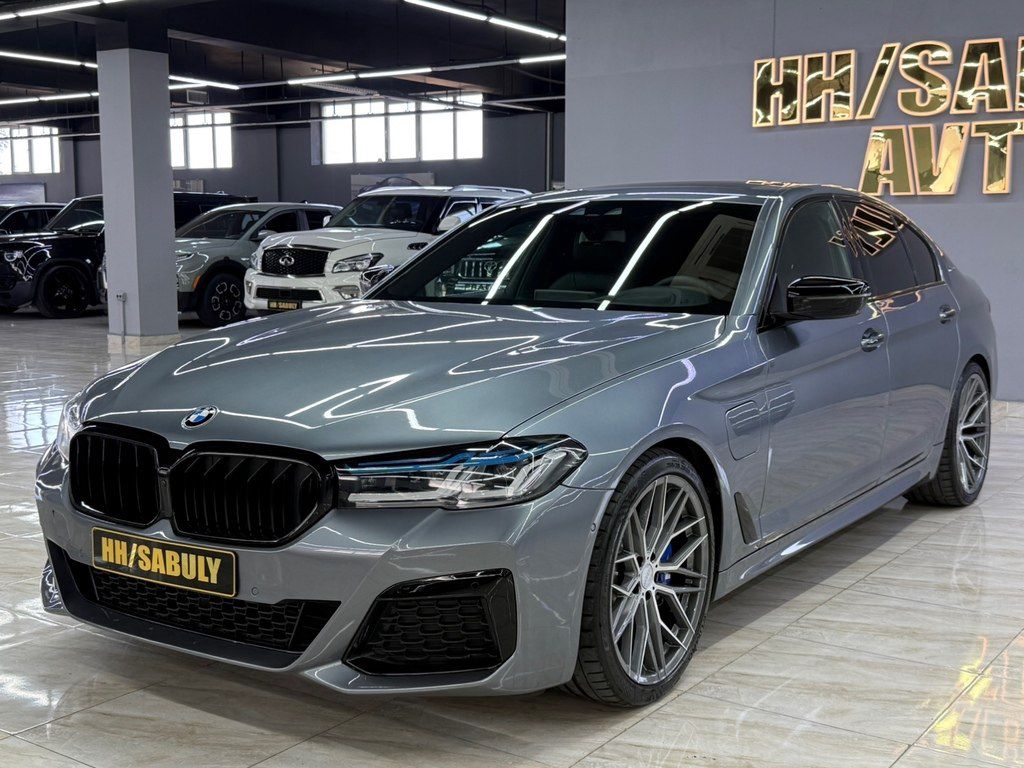 BMW 530e, 2.0 L, 12 kWh, 2017 il, 149 000 km — Avtomobillər, Bakı (2)