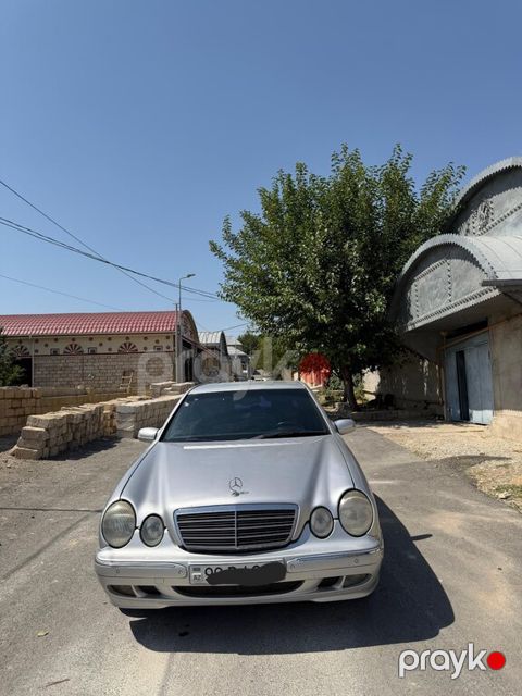 Mercedes E 230, 2.3 L, 1996 il, 365 400 km — Şamaxı