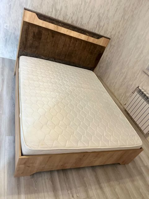 Taxt yeni kimi Satılır 220₼ Msfeyradan alınıb. Az və Səliqəli — Bakı