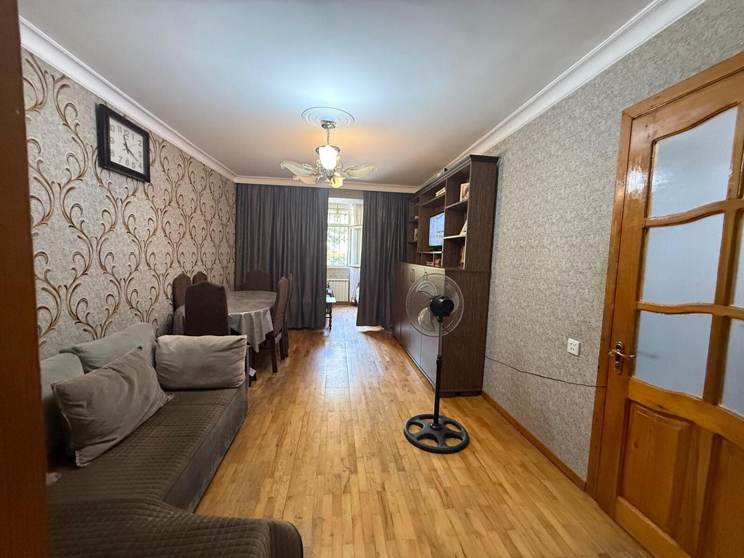 3-otaqlı mənzil, Rüstəm Rüstəmov küç., 70 m² — Mənzil, Bakı (2)