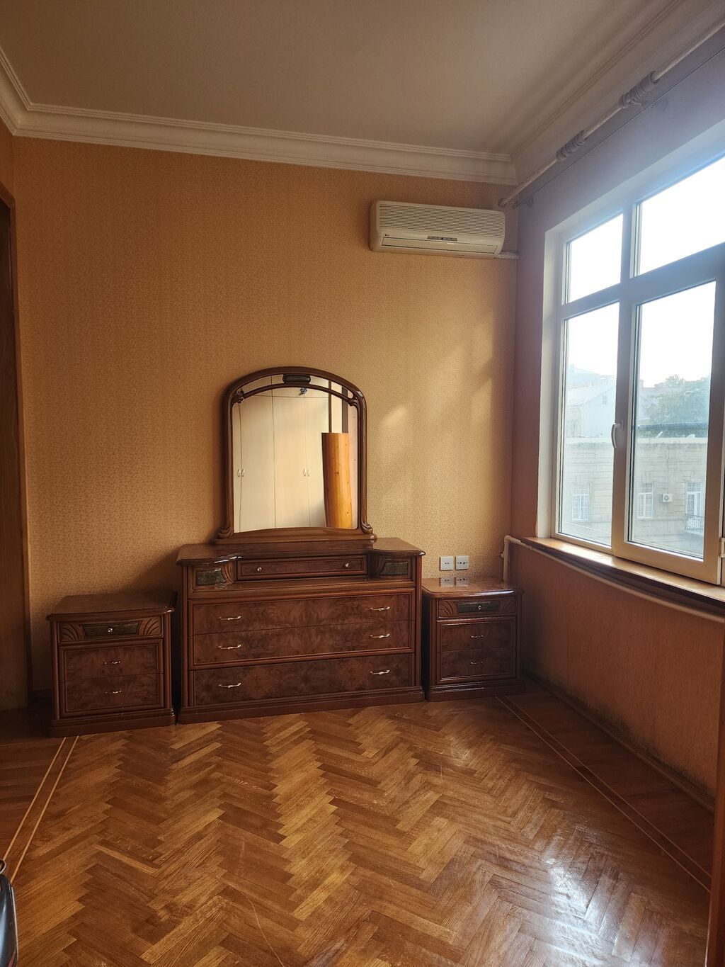 Yataq otağı üçün klassik komod dəsti - Tərkib: 1 böyük güzgülü komod — Mebel, Bakı (3)