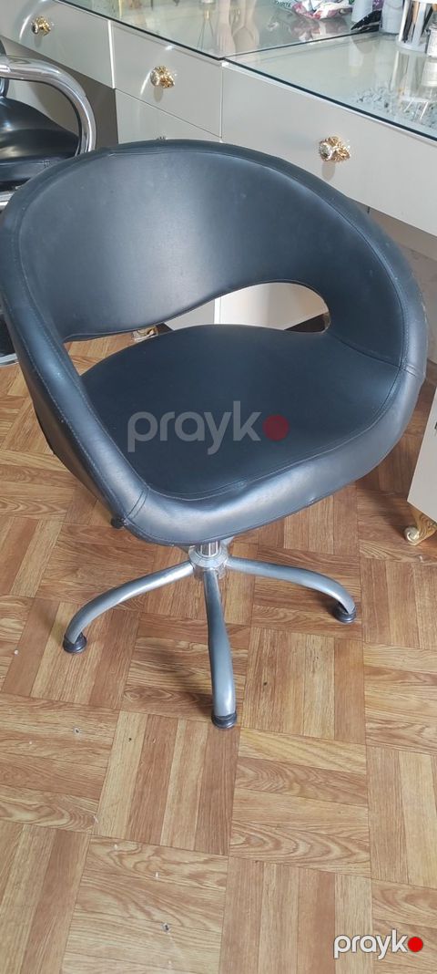 Salon üçün kreslo