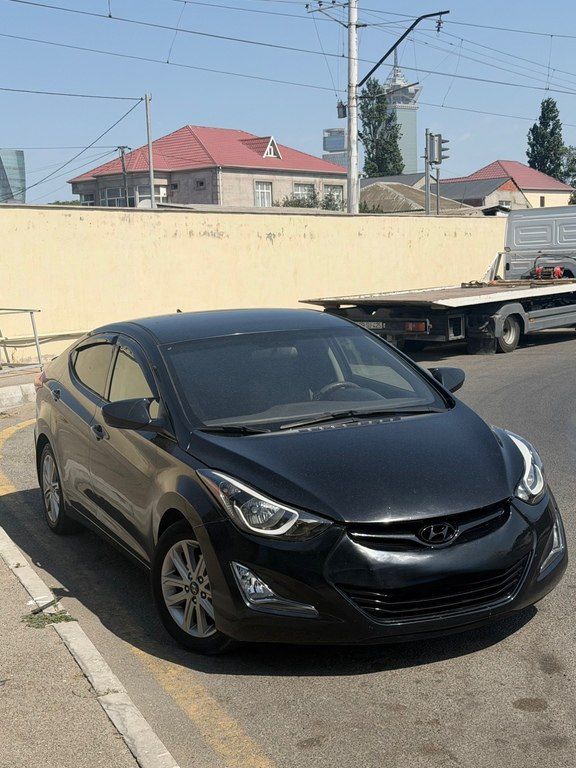 Hyundai Elantra, 1.8 L, 2015 il, 273 588 km — Avtomobillər, Bakı