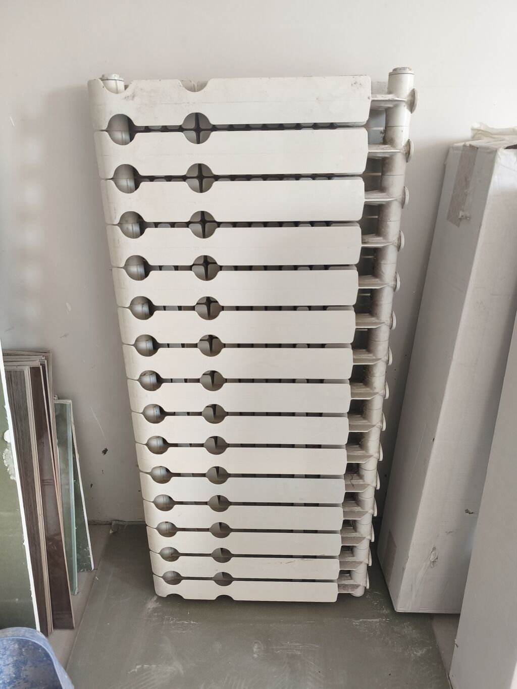 10 ilin radiatorudu ishlek vezyetdedi ehtiyac olmadığı ucun satiram — Radiatorlar, Bakı (2)