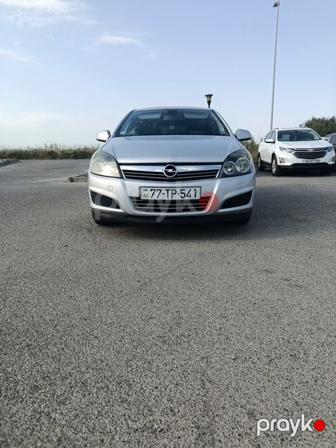 Opel Astra, 1.3 L, 2010 il, 258 444 km