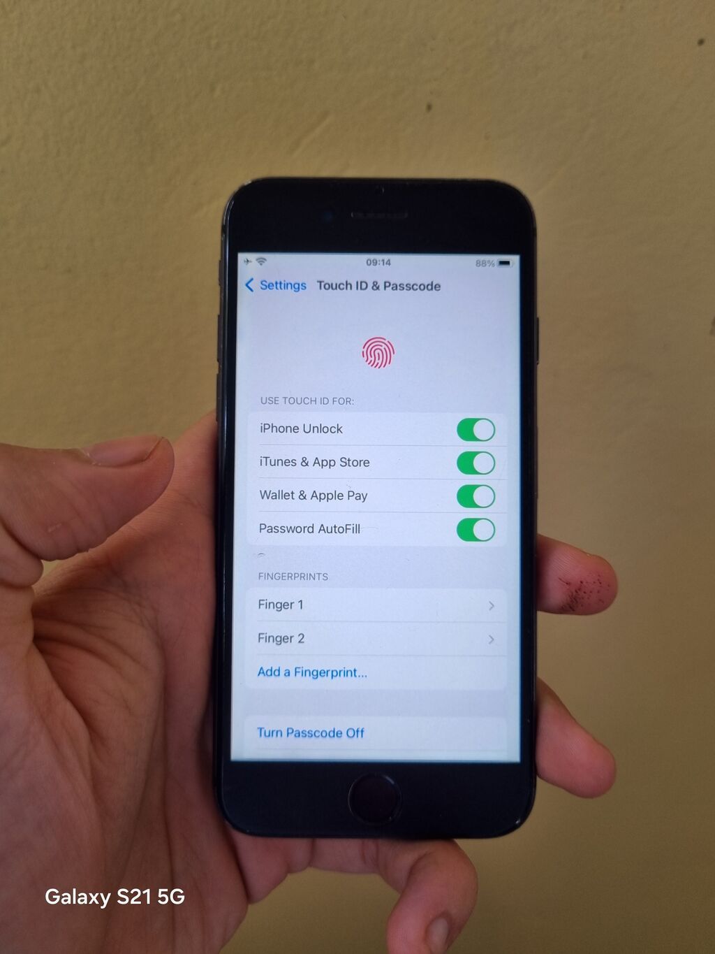 IPhone SE, 64 GB, Qara, Barmaq izi — Apple iPhone, Bakı (8)