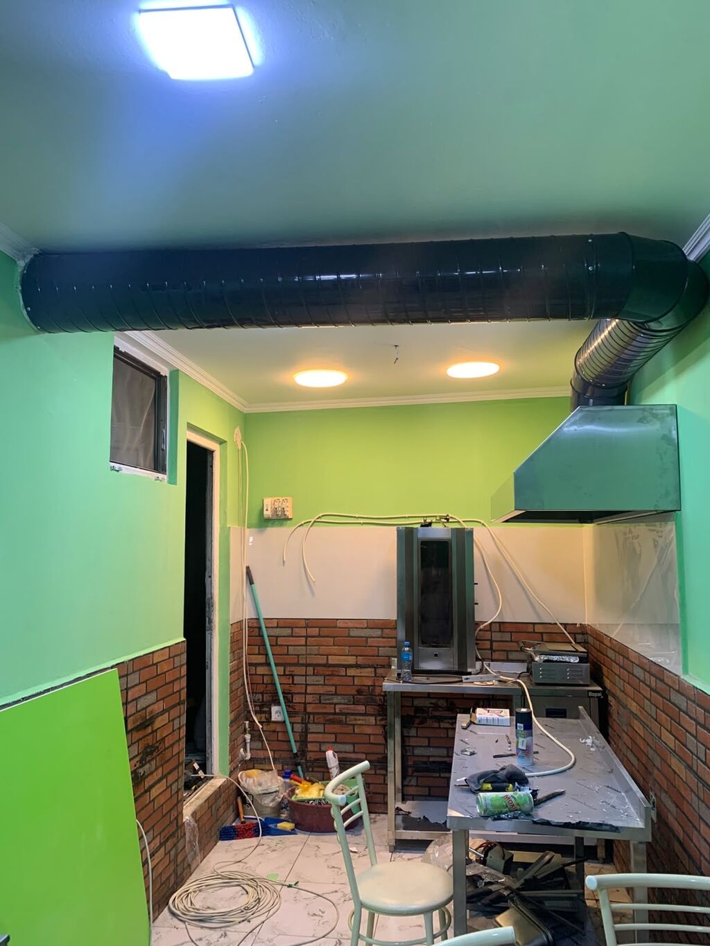 Mətbəx üçün havalandırma sistemi. Təsvir: - Restoran, kafe və — Mallar, Bakı (2)
