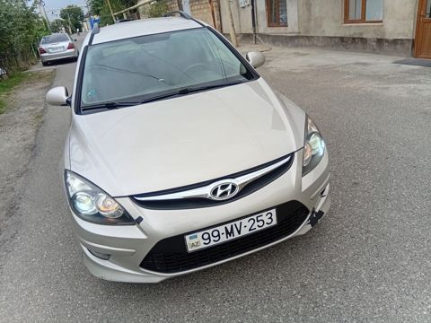 Hyundai i30, 1.4 L, 2011 il, 370 000 km — Qusar