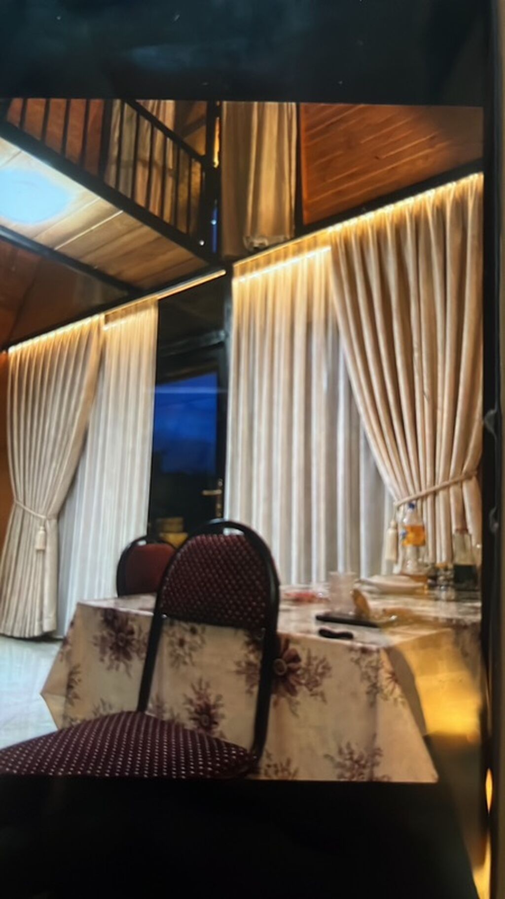 A‑frame tipi ikimərtəbəli taxta ev - Memarlıq: A‑frame (üçbucaq — Daşınmaz əmlak, Quba (9)