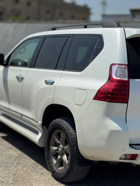 Toyota Land Cruiser Prado, 2.7 L, 2010 il, 270 000 km — Avtomobillər, Bakı (4)