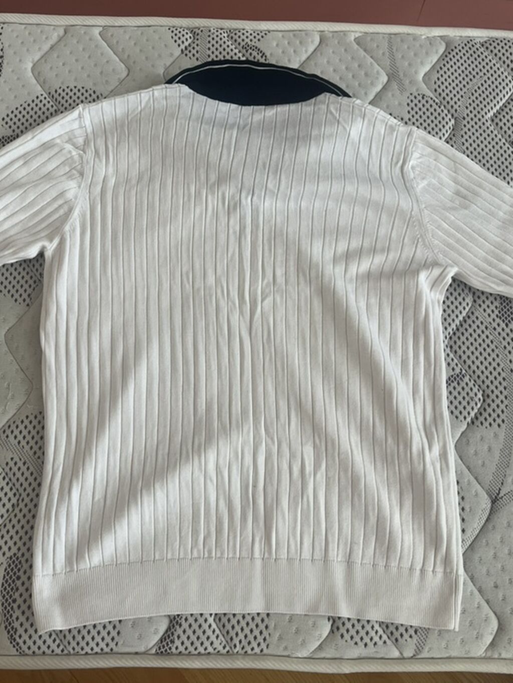 Sviter, Lacoste, L, rəng - Ağ — Şəxsi əşyalar, Bakı (3)