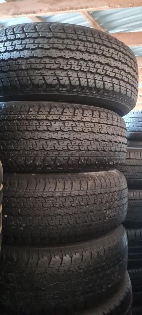 Bridgestone şinləri 265/65 R17 — Bakı