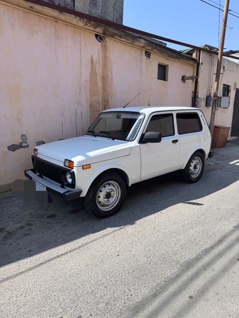 Lada (VAZ) Niva, 1.7 L, 2020 il, 215 000 km — Bakı