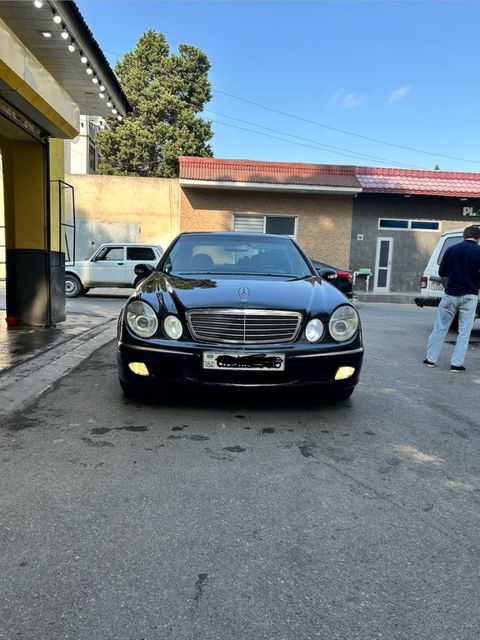Mercedes E 200, 2.2 L, 2005 il, 300 000 km — Xaçmaz