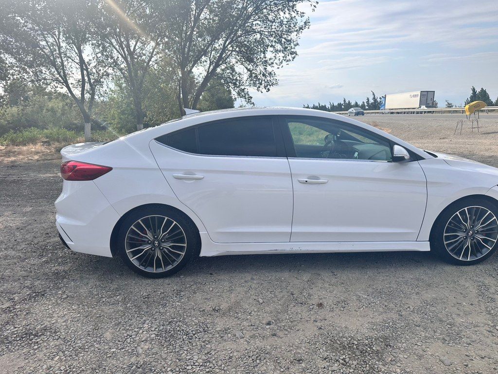 Hyundai Elantra, 1.6 L, 2017 il, 179 007 km — Avtomobillər, Bakı (6)
