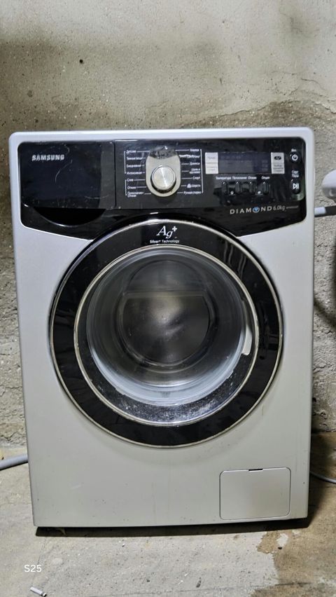 6kg Samsung paltaryuyan satılır tam işlək 200azn Unvan Xocasen 7021 — Bakı